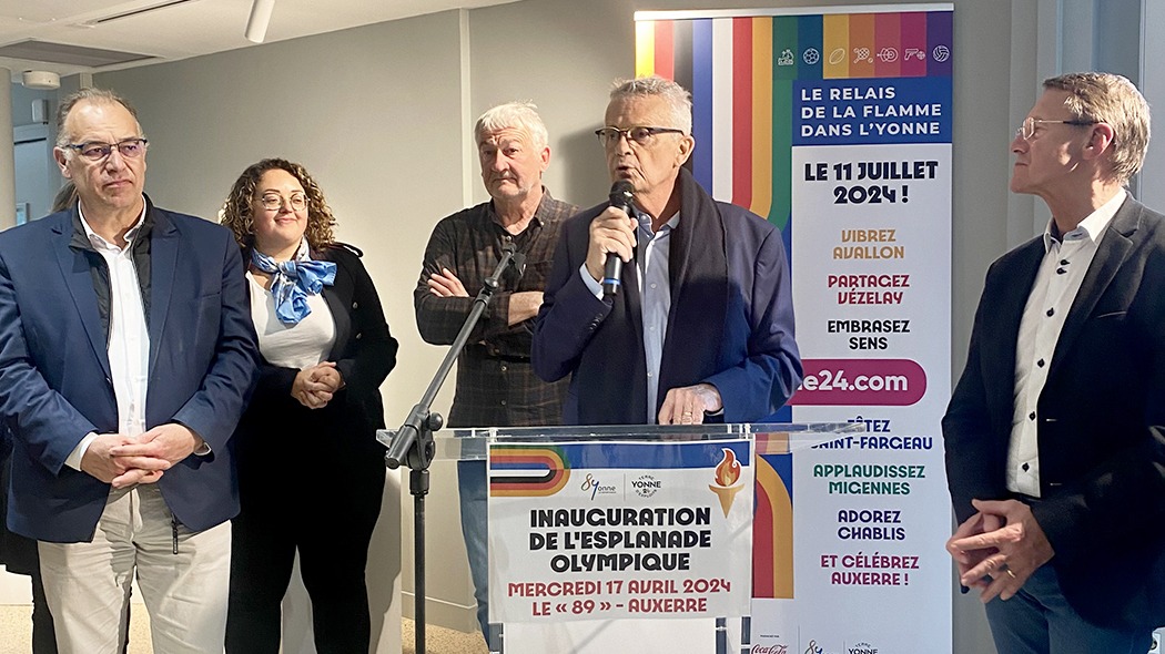 Inauguration de l'Esplanade Olympique de l'Yonne par Patrick Gendraud, Président du Département de l'Yonne